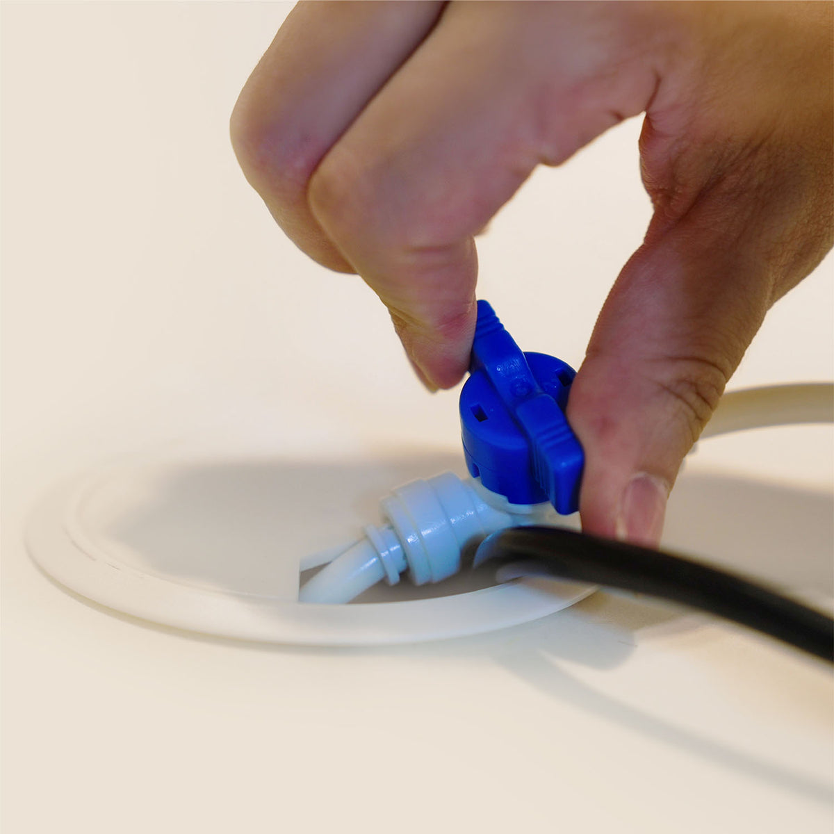 Changing the Flo filter, step 1: turn off the water valve